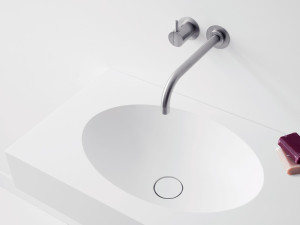 Прямоугольный подвесной умывальник в HIMACS