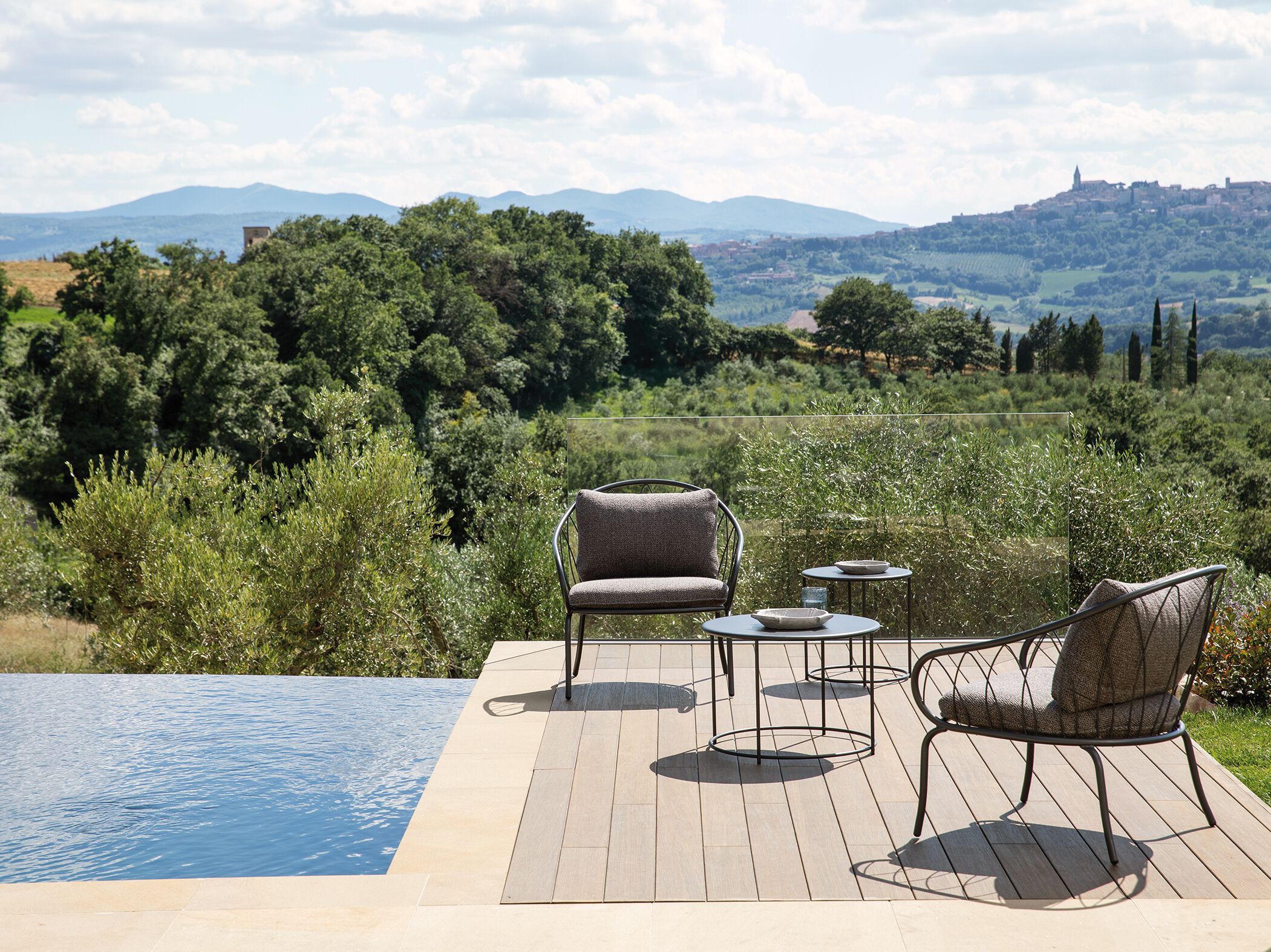 Металлический садовый стул с подлокотниками Vermobil Флора ARCH-00017974 - Вид №2