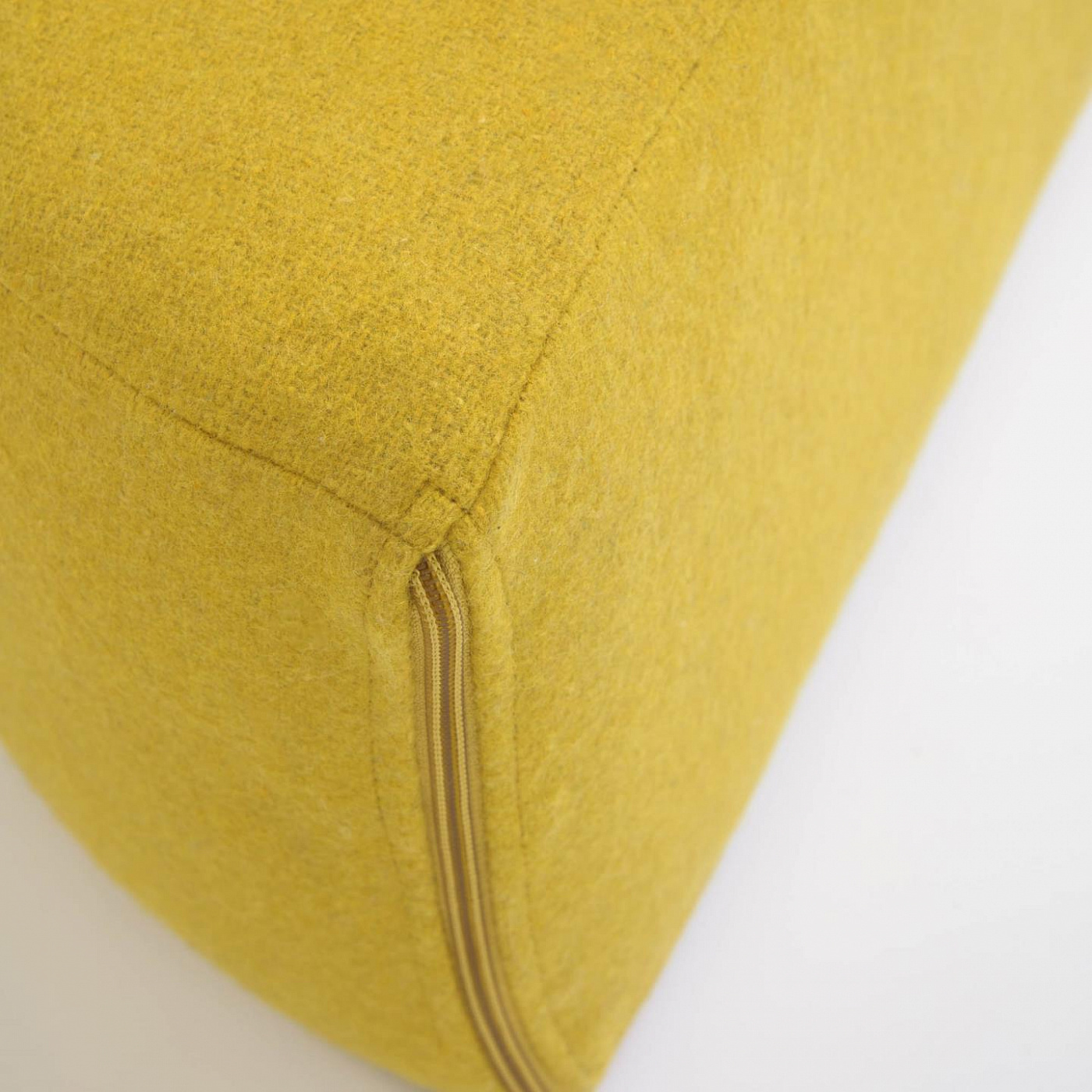 108474 Полукруглый пуф Ø 25 x 25 см La Forma Jalila  - Вид №1