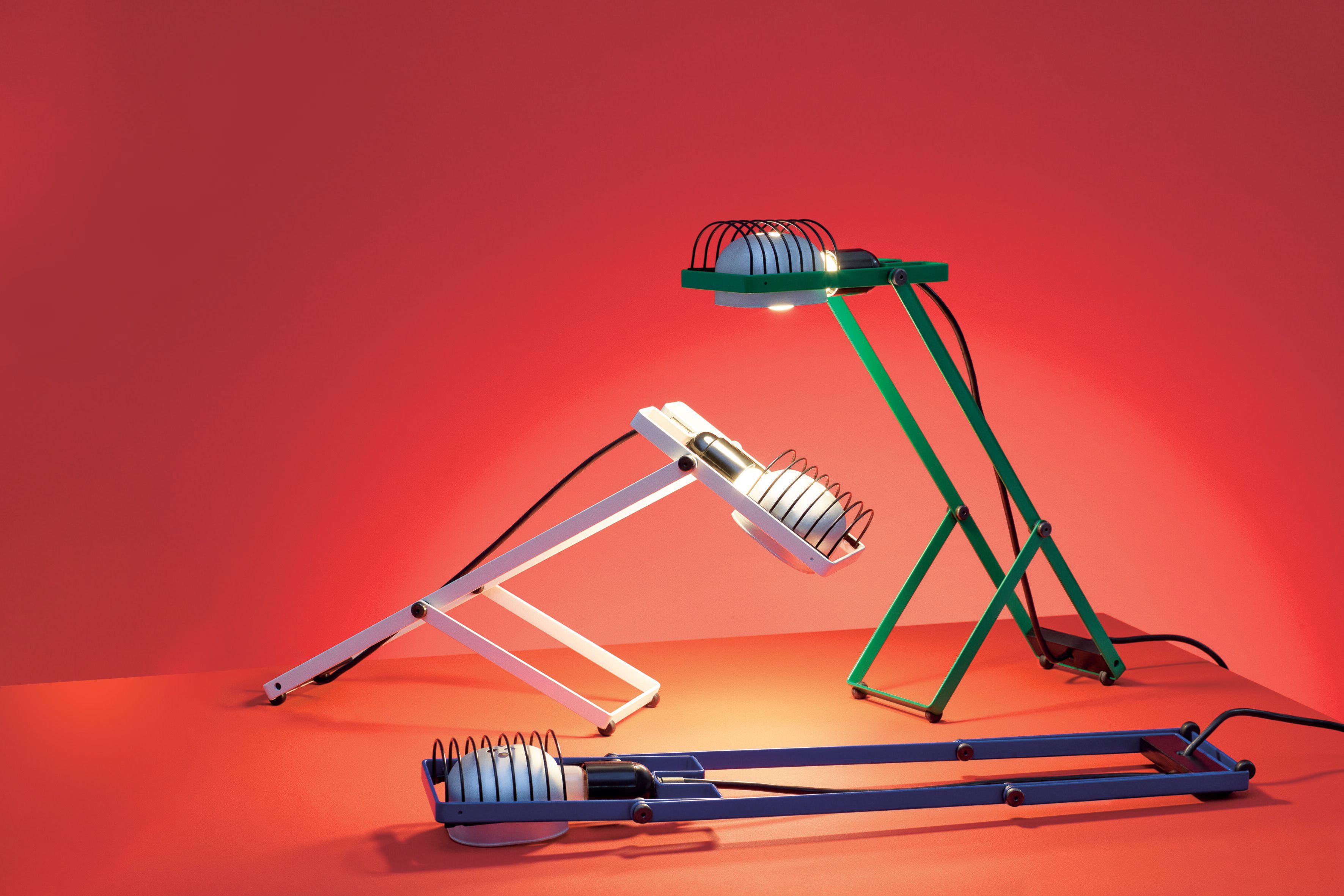 Металлическая настольная лампа Artemide SINTESI ARCH-00010166 - Вид №4