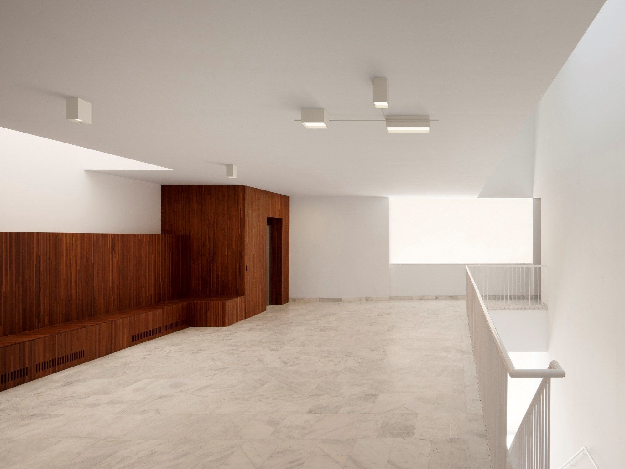 Алюминиевый светодиодный потолочный светильник Vibia Structural ARCH-00070140 - Вид №1