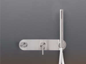 Настенный термостатический смеситель для ванны или душа