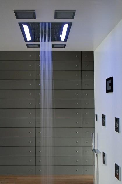 GRAFF Стальная светодиодная лейка для дождя Aqua sense 5105120 - Вид №9