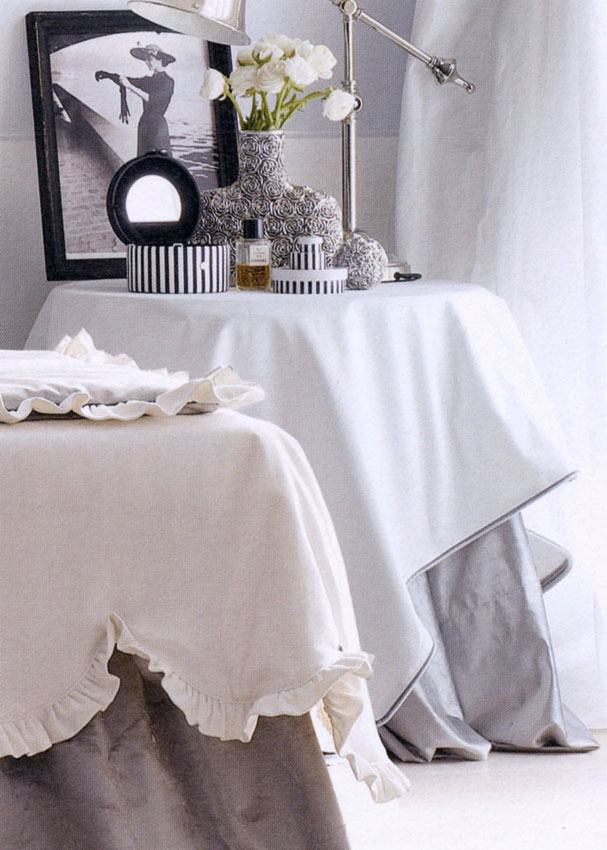 Столик  DOLFI 4096 