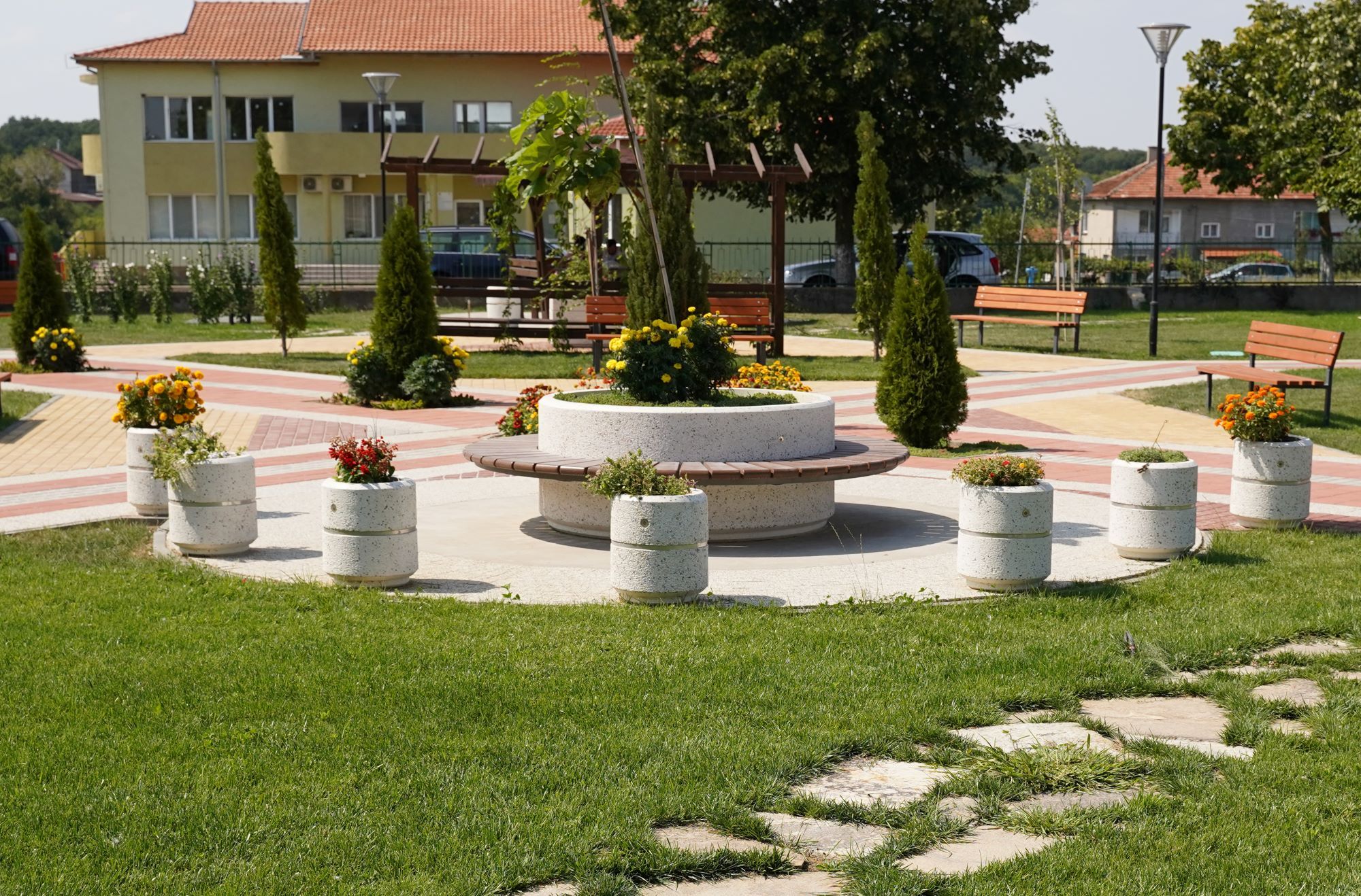 Круглый бетонный плантатор ENCHO ENCHEV - ETE 20 ARCH-00046029 - Вид №2