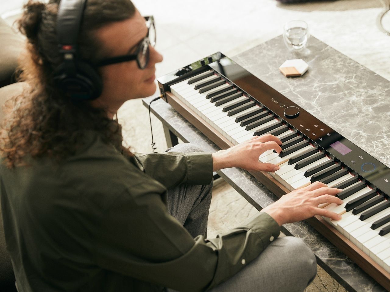 Черное и ореховое цифровое пианино CASIO MUSIC Privia ARCH-00071134 - Вид №7