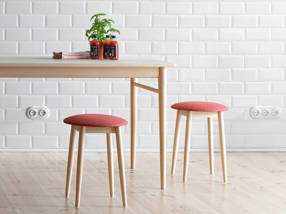 Деревянный низкий стул ONDARRETA ARCH-00007310 - Вид №3