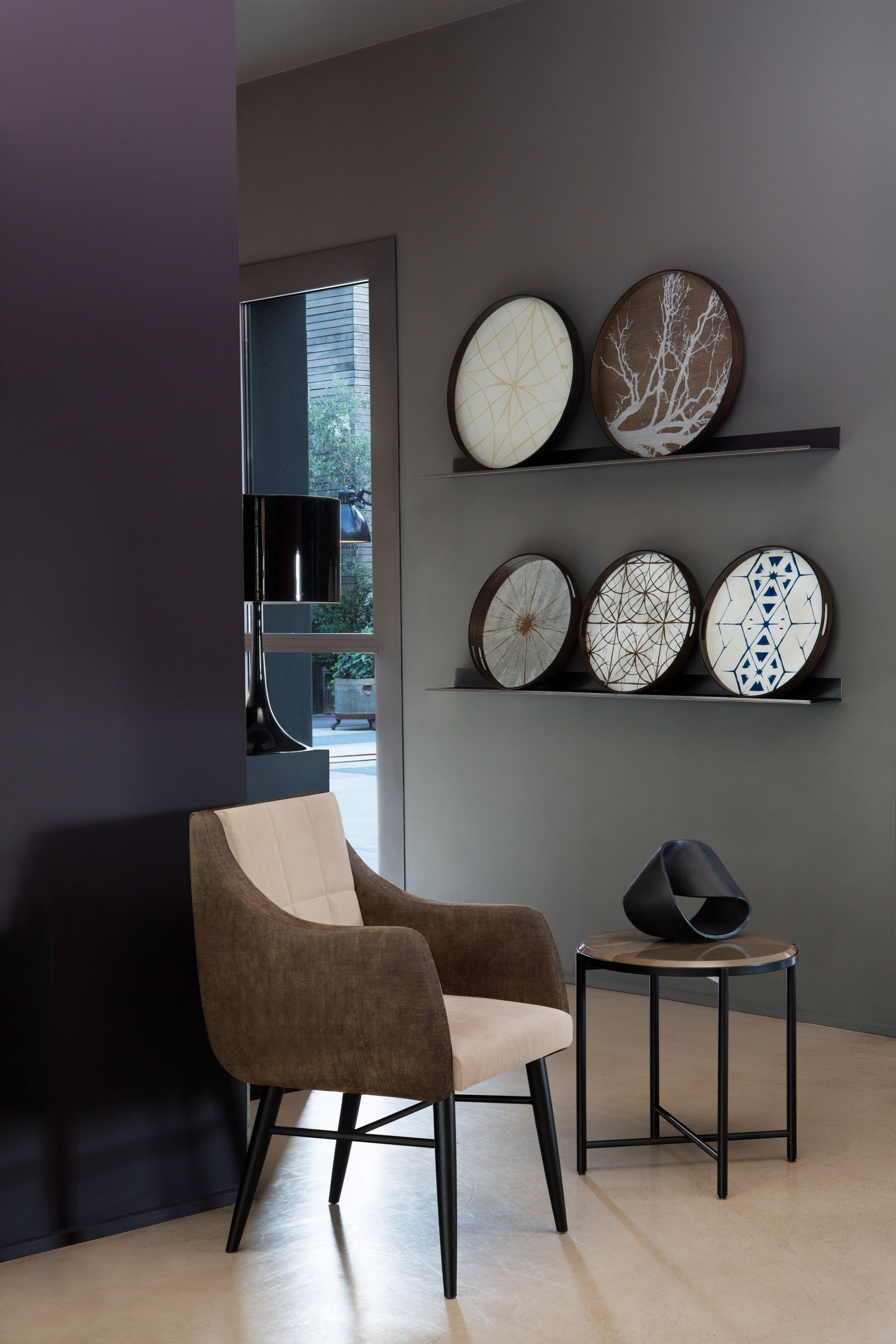 Высокий круглый журнальный столик ALMA DESIGN пурпурный ARCH-00090977 - Вид №3