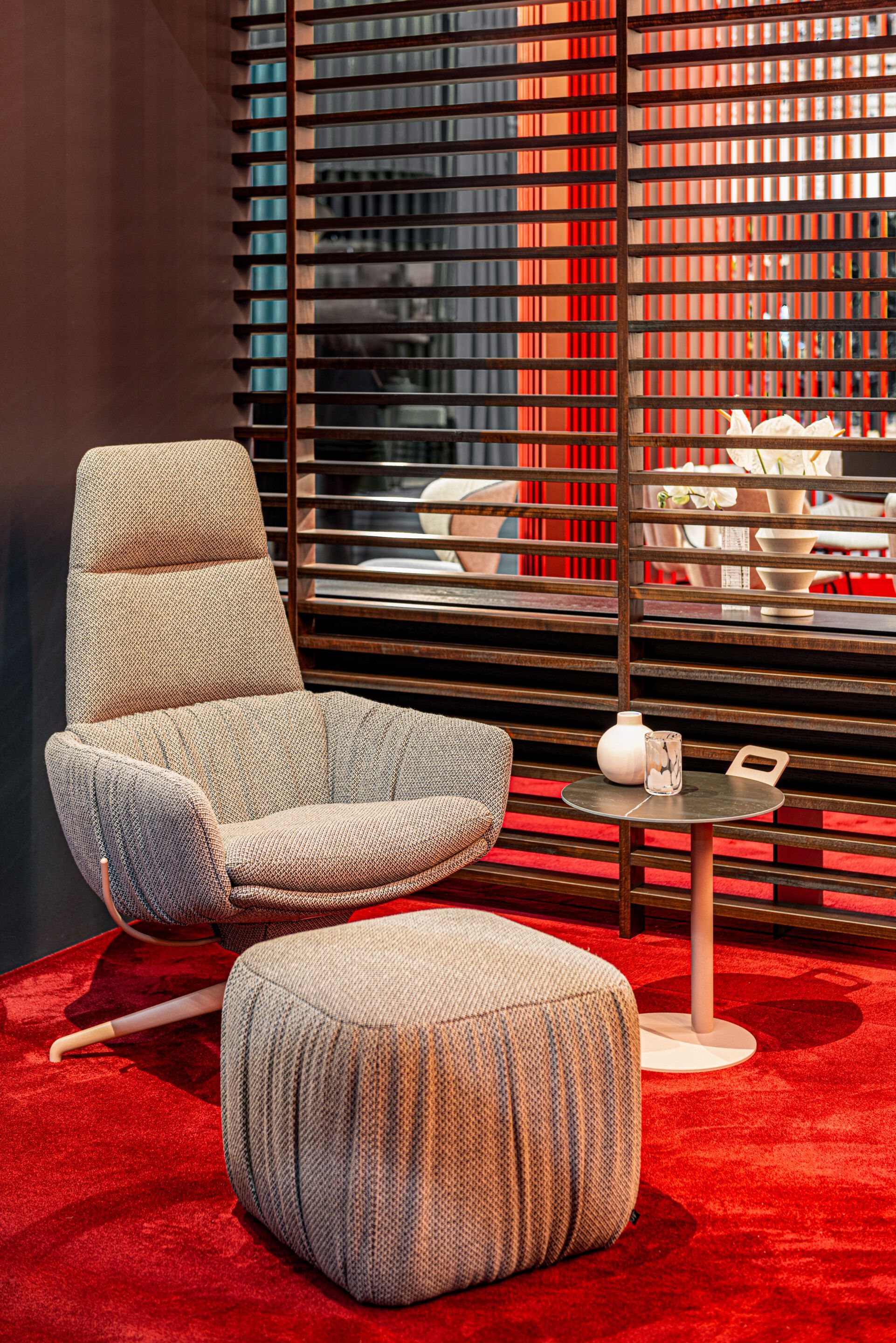 Вращающееся кресло с подлокотниками KFF Faye Casual ARCH-00015605 - Вид №3