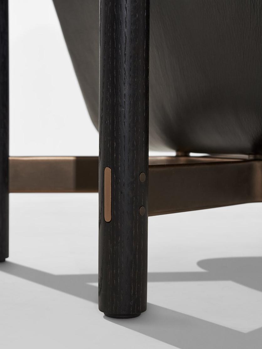 District Eight Кресло из дерева с подлокотниками Stilt M2016-a  - Вид №5