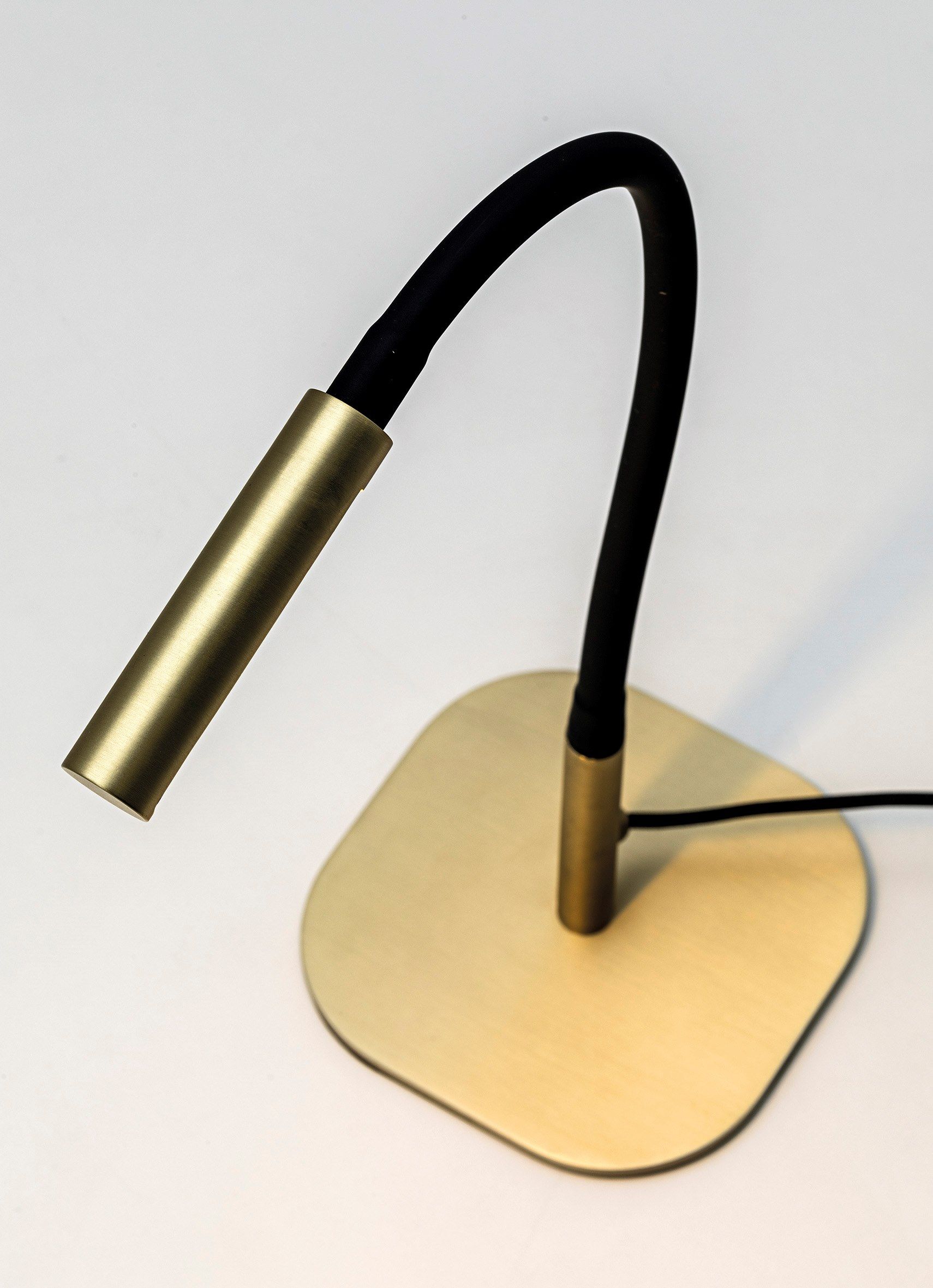 Настольная лампа с гибкой рукояткой Rossini Illuminazione Fringe ARCH-00013345 - Вид №1