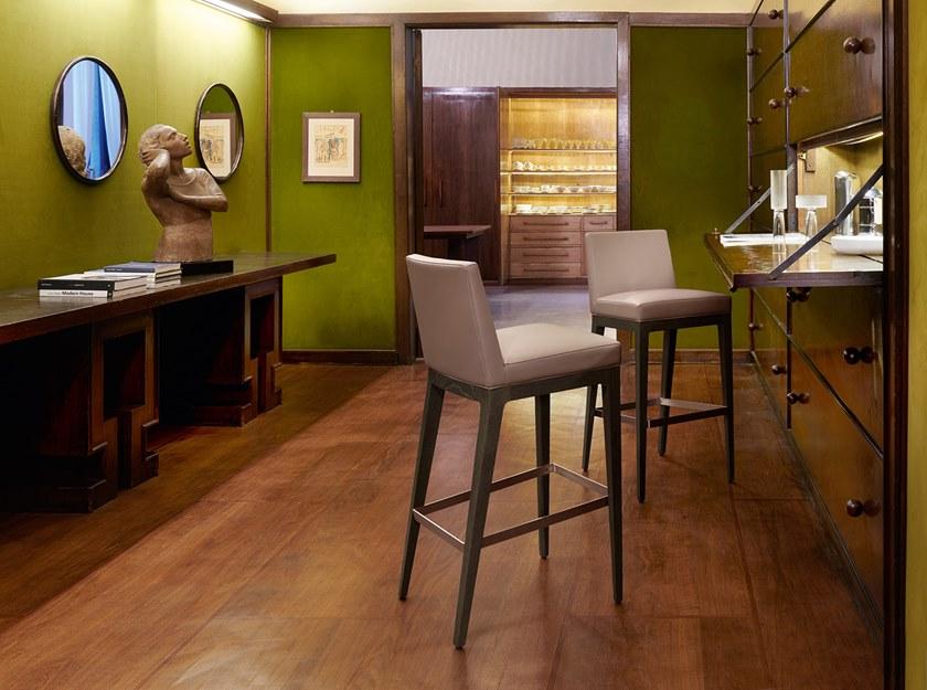 Potocco Высокий кожаный табурет с подставкой для ног Greta 695/a - Вид №2