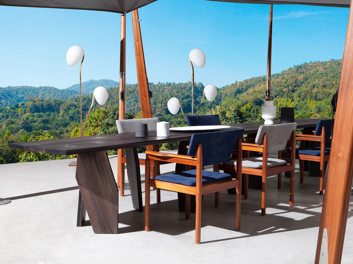 Прямоугольный садовый стол из красного дерева Exteta 10th ARCH-00010657