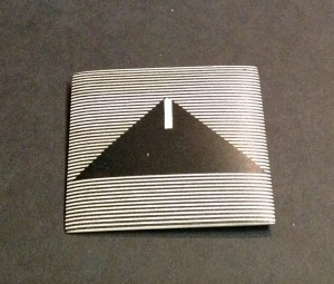 LR37 Брошь, клен, эбеновое дерево 6смx6см Larondelle