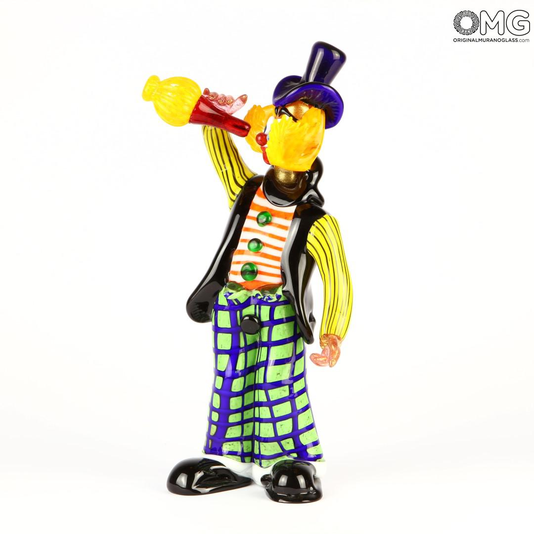 2572 ORIGINALMURANOGLASS Статуэтка Клоун с бутылкой в руке - муранское стекло OMG 14 см  - Вид №1