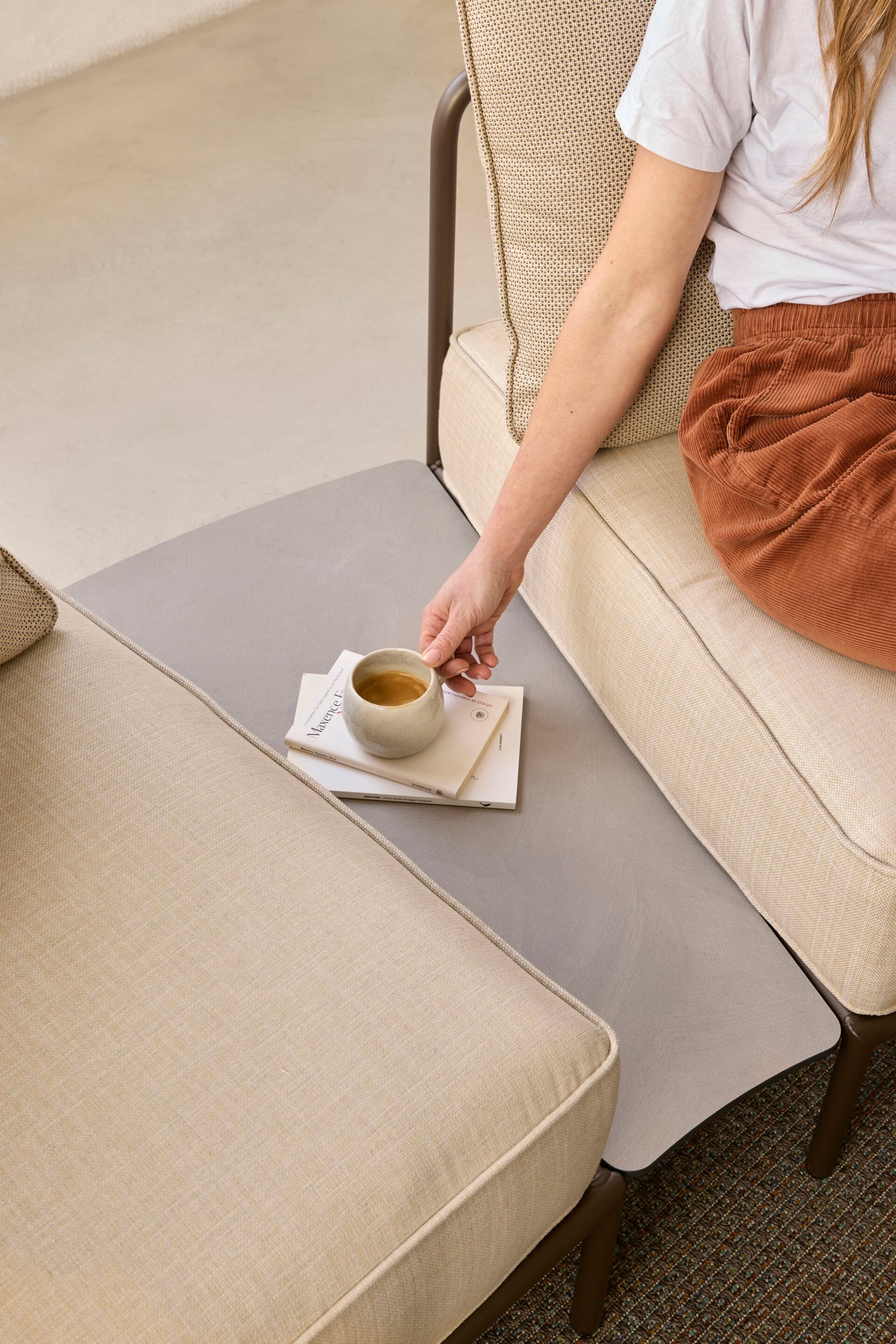 Угловой модульный садовый стол из окрашенной стали и столешницы HPL S-CAB лоскут ARCH-00064463 - Вид №7