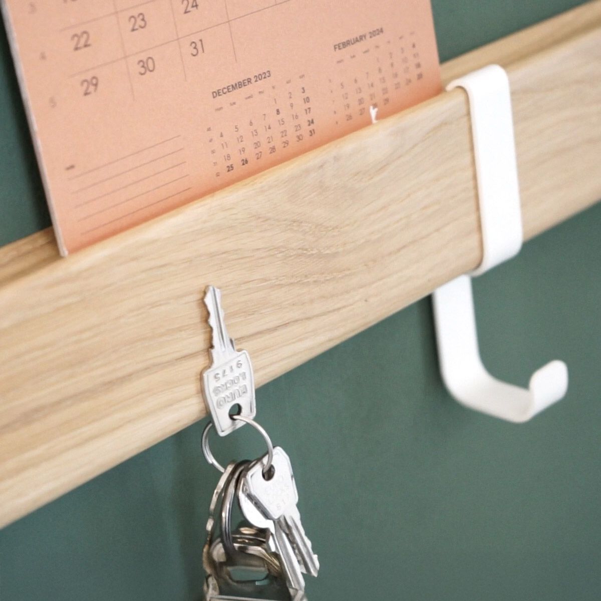 Деревянная секционная прихожая с настенным зеркалом Variand Furniture E11 ARCH-00131880 - Вид №1