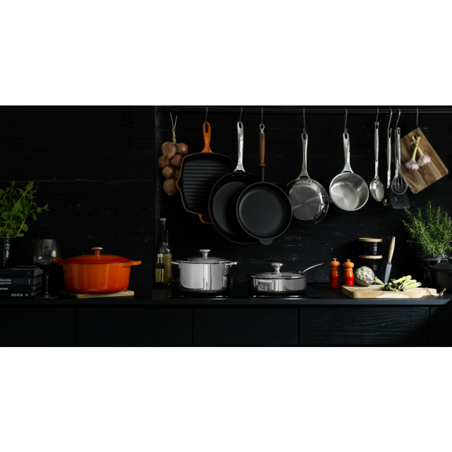 Сковорода чугунная Le Creuset с деревянной ручкой, Ø28 см, черная 20058280000460 - Вид №2