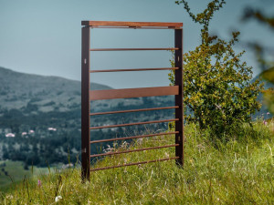 Фиксированный стальной барьер