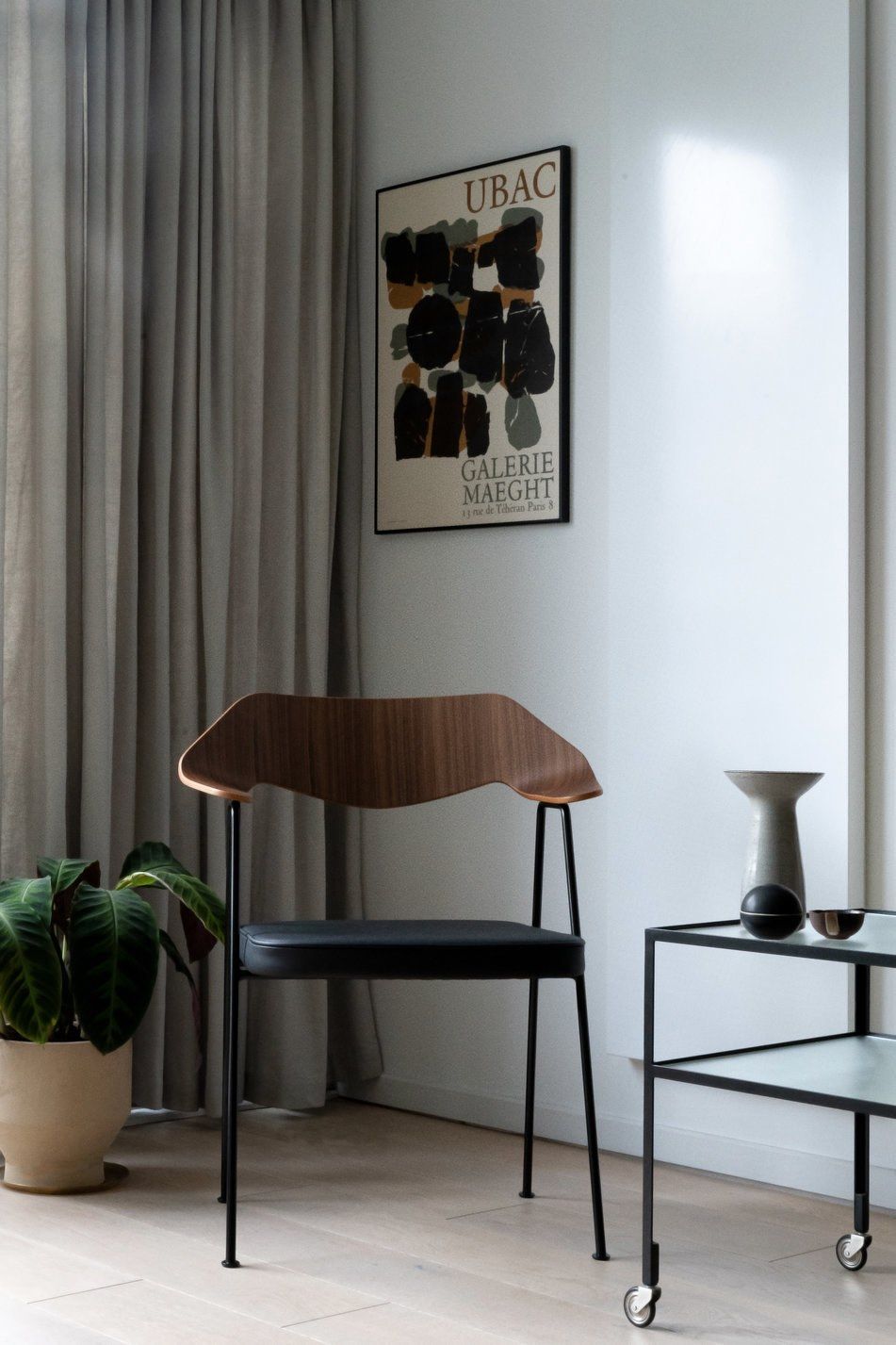 Стул с подлокотниками из кожи и шпона Case 675 ARCH-00046033 - Вид №34