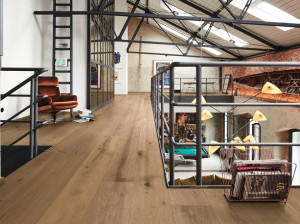 Деревянный пол