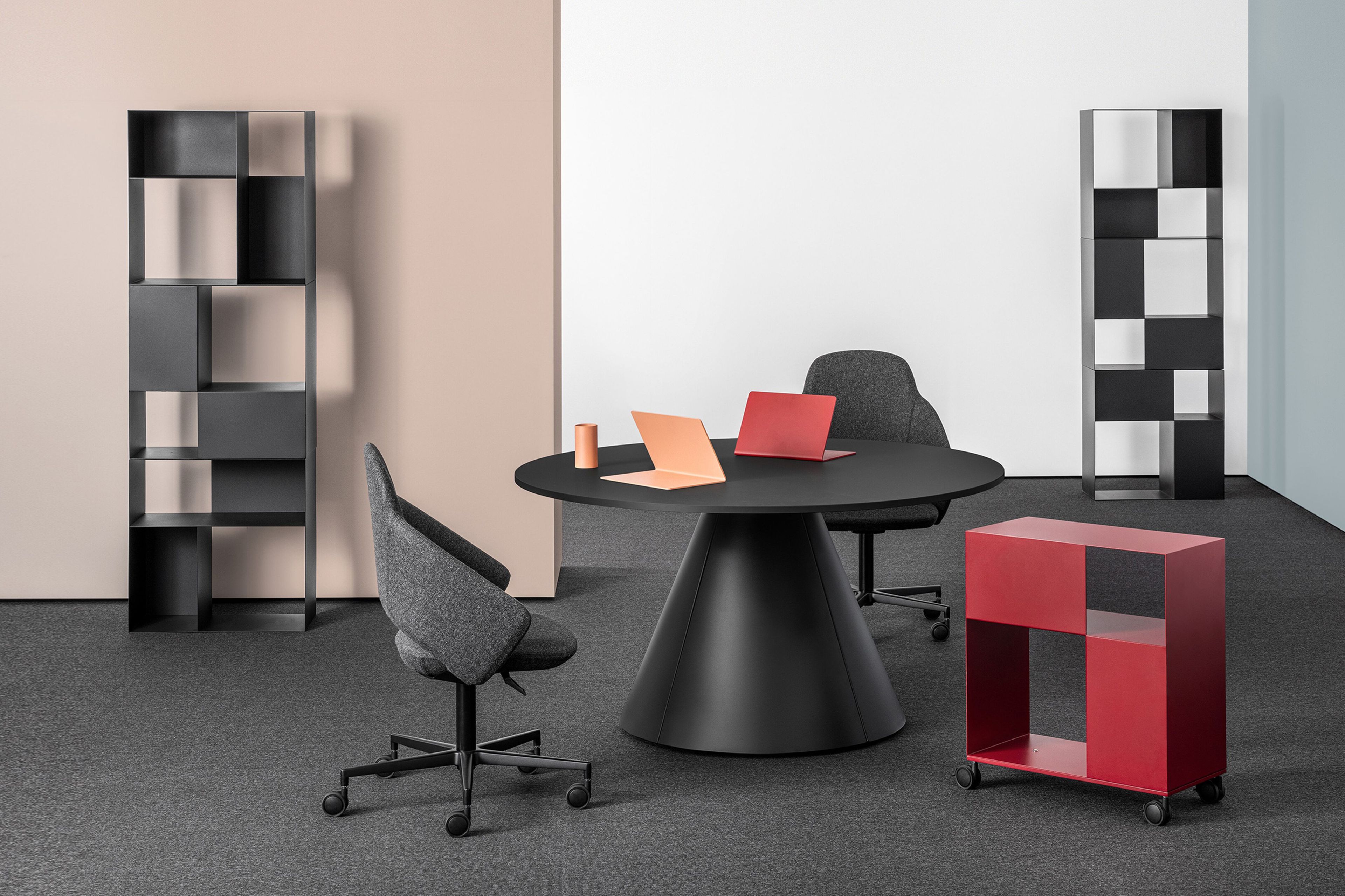 Круглый стол с регулируемой высотой из окрашенного металла Mara Follow ARCH-00069137 - Вид №3