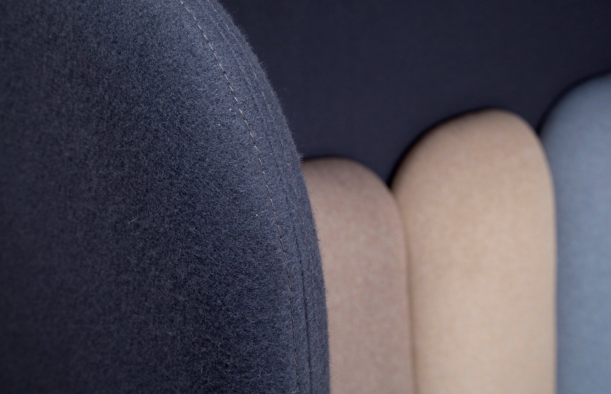 3-местный тканевый диван с высокой спинкой Intuit by Softrend август ARCH-00119334 - Вид №12