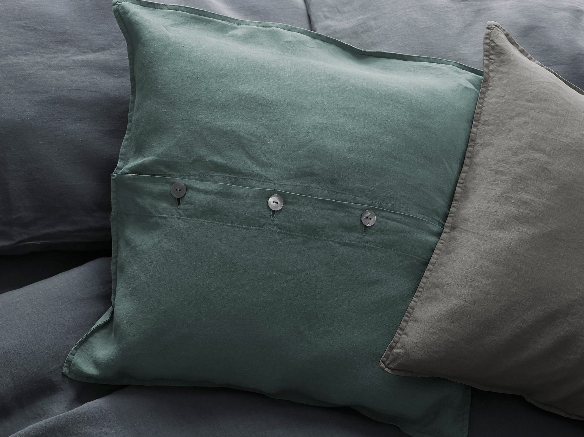 Набор квадратных льняных подушек Society Limonta REM ARCH-00139521 - Вид №6