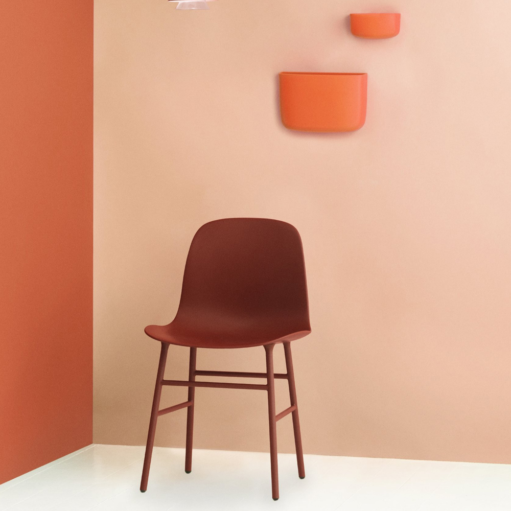 Стул без ручек Form с металлическими ножками 78х48х52 см, красный Normann Copenhagen 602815 - Вид №1