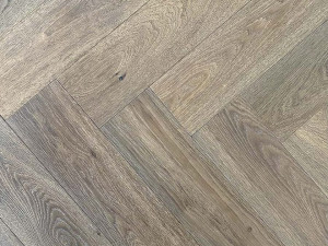 Дубовый паркет