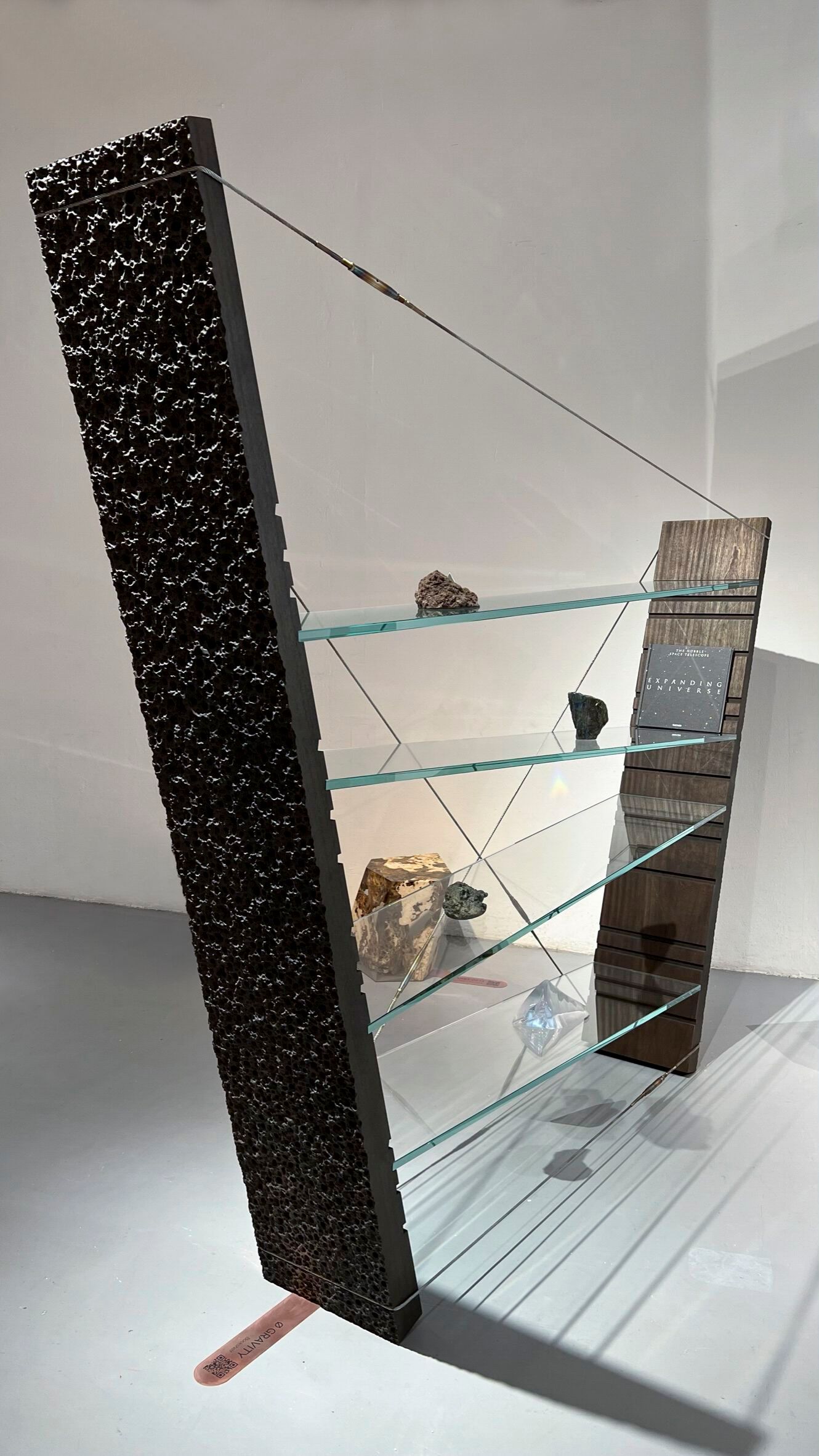 Самонесущая деревянная и стеклянная полка alcarol Geomorphic 2023 ARCH-00049065 - Вид №1