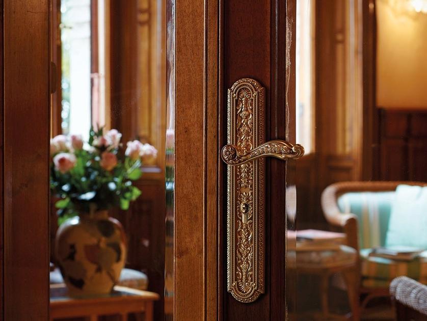 LINEA CALI' Латунная ручка на пластине в стиле Людовика xiv Jardin sun-id-1390532 - Вид №1