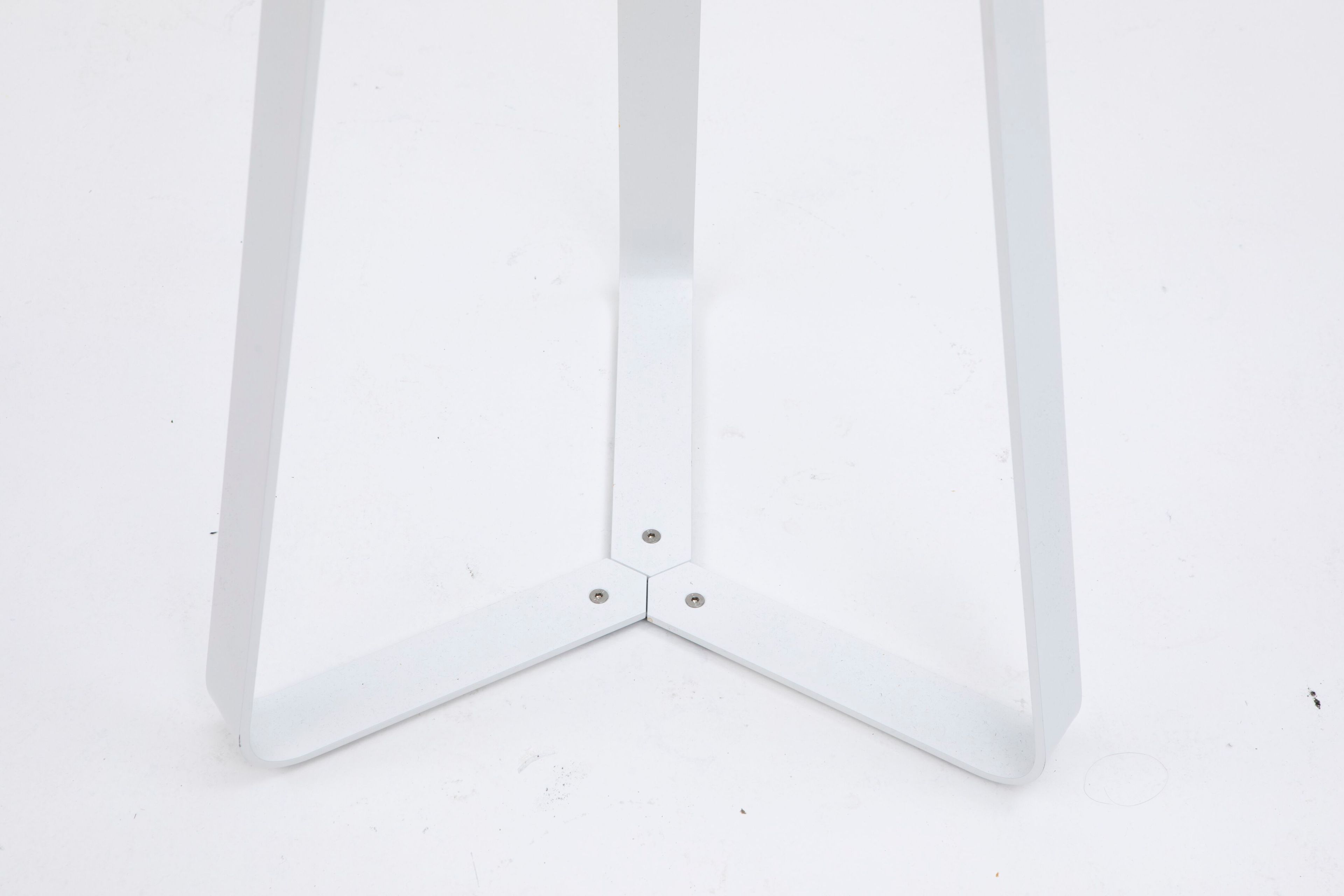 Стальная напольная офисная вешалка с порошковым покрытием Cascando Bend ARCH-00035604 - Вид №1