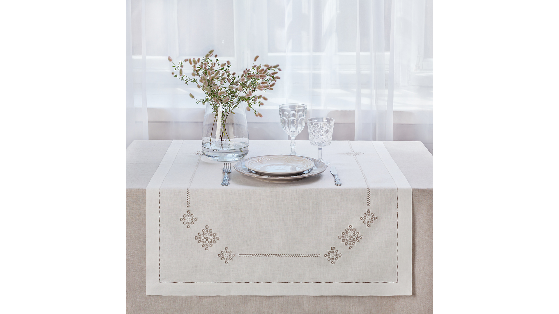 10616537 Крестецкая строчка Столешник 140x70см Ткань  - Вид №3