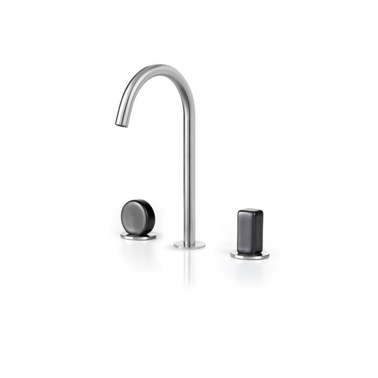 Смеситель на три отверстия для умывальника с изливом IOX203 linki 