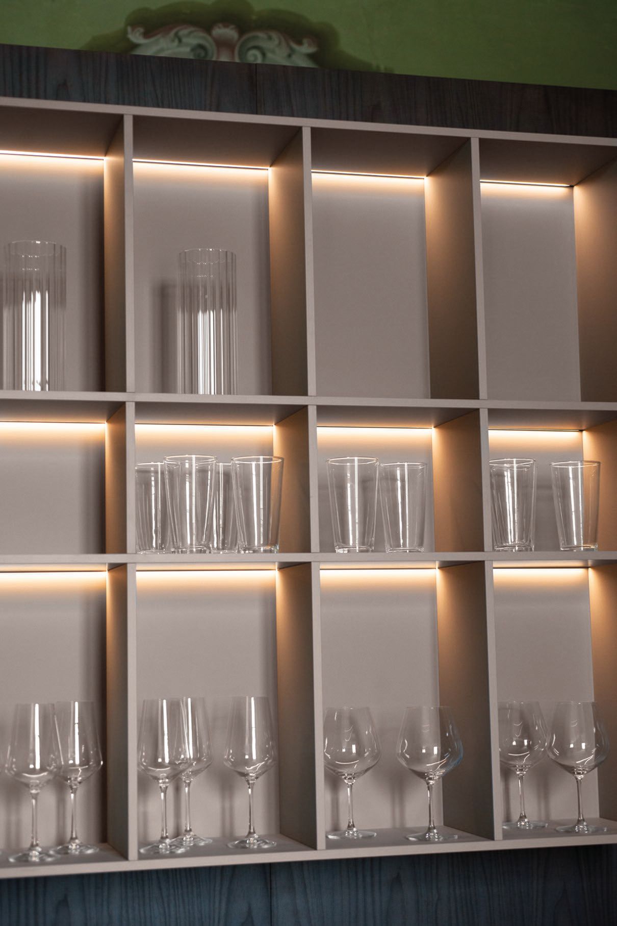 Кухня деревянная отделка инкрустация и остров инкрустация лаком Cesar ARCH-00007243 - Вид №10