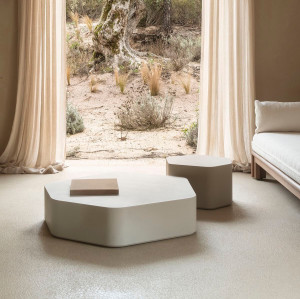 Низкий шестиугольный журнальный столик из МДФ