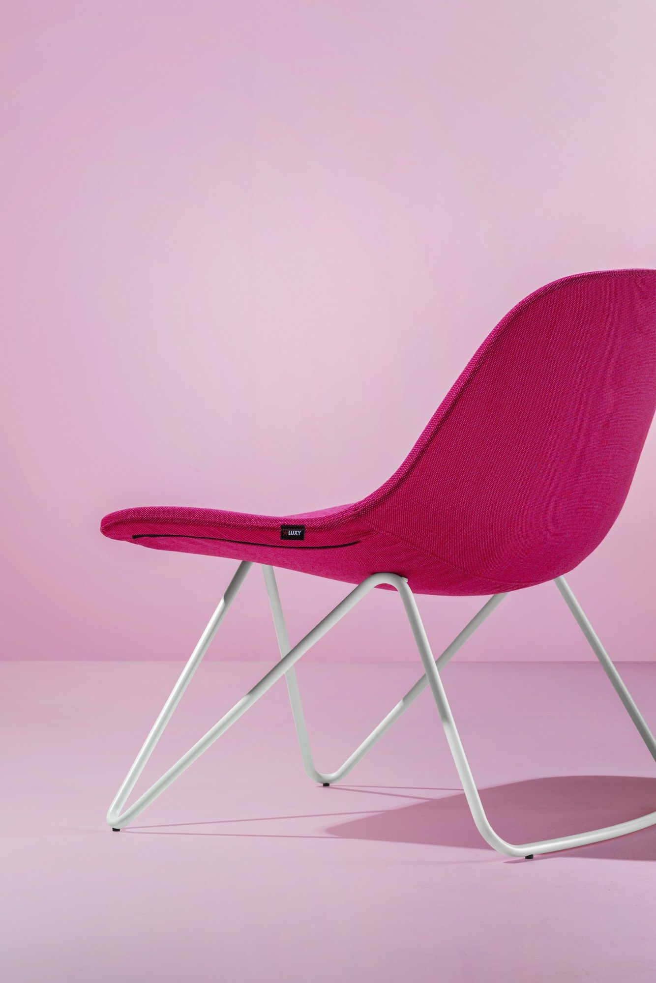 Тканевое кресло для контракта Luxy LLounge ARCH-00012566 - Вид №1