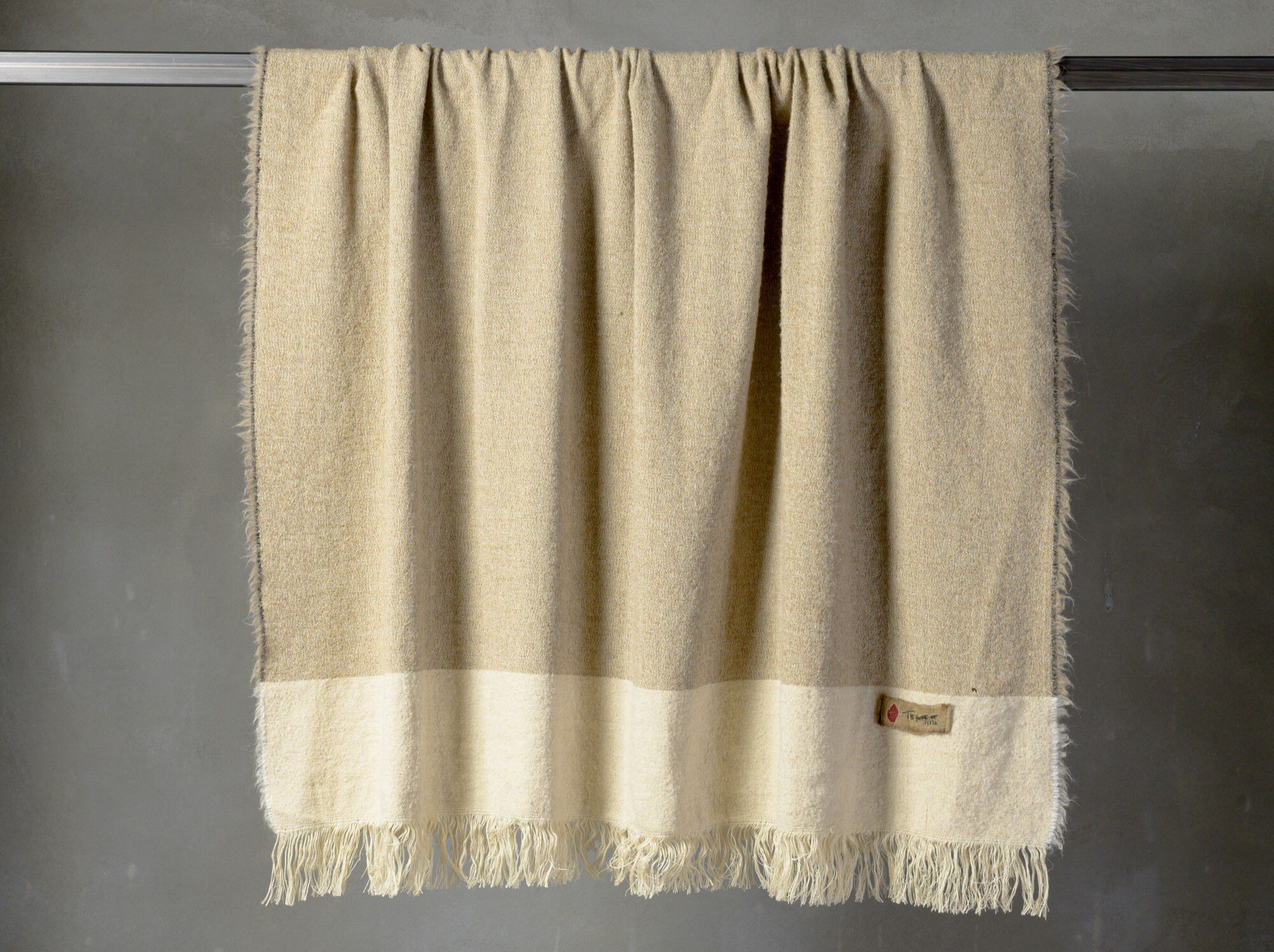 Плед из льна и альпаки The House of Lyria HELA ARCH-00034645