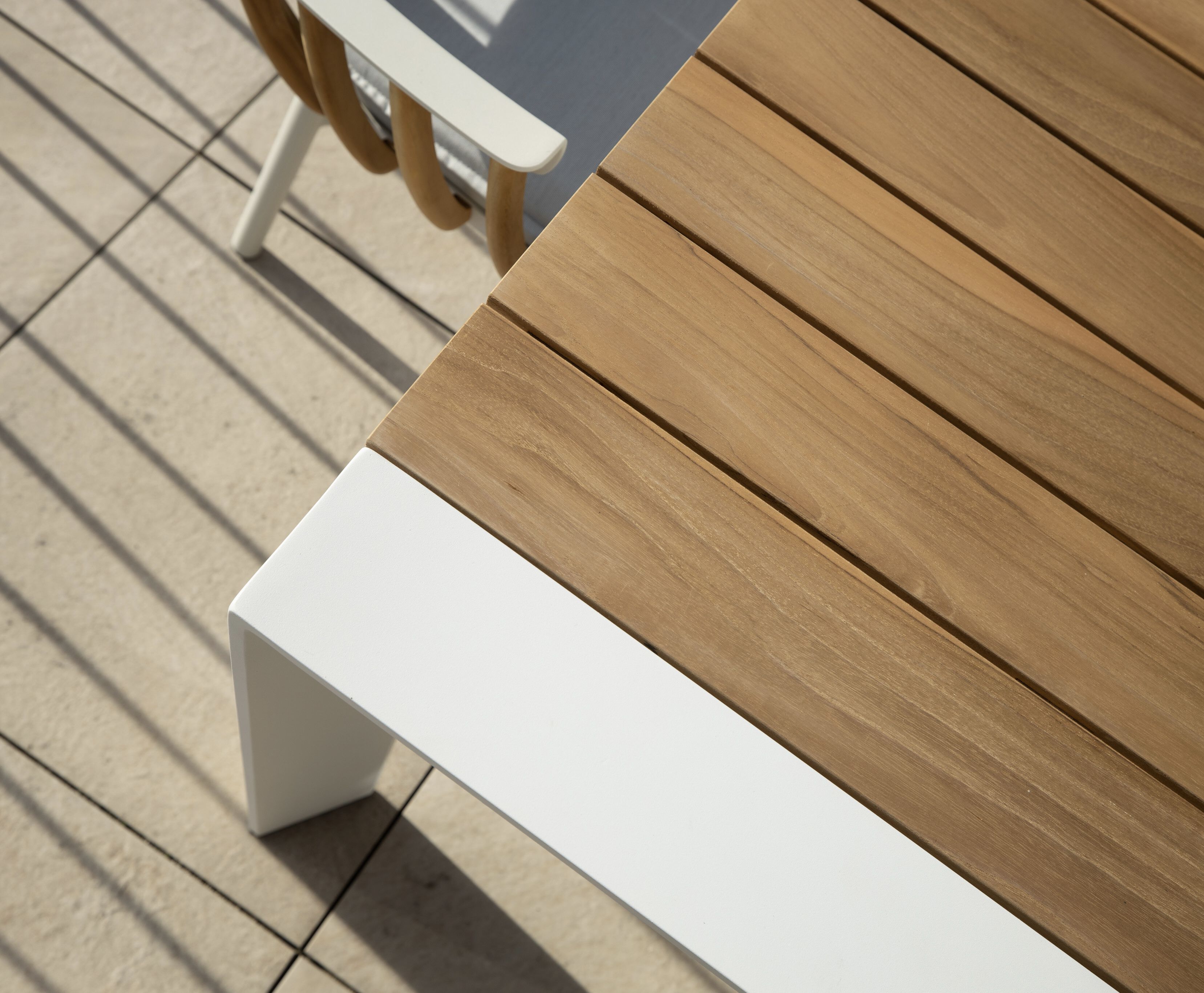 Стул для сада с подлокотниками из алюминия и тика DRIGANI Dream ARCH-00108367 - Вид №5