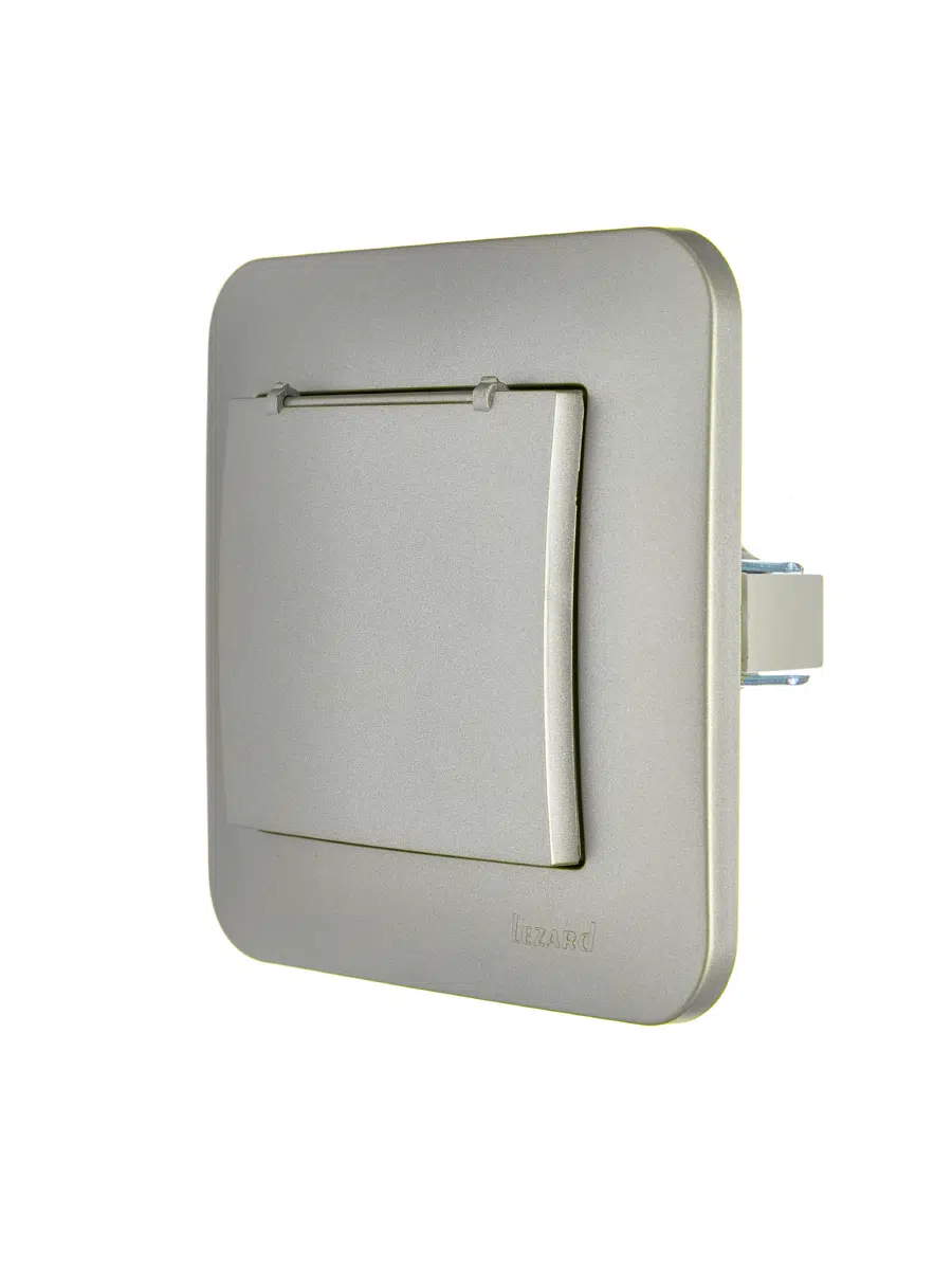 ASTI Розетка с/з с крышкой ПБТ платина LEZARD 7081-3535-123B - Вид №3