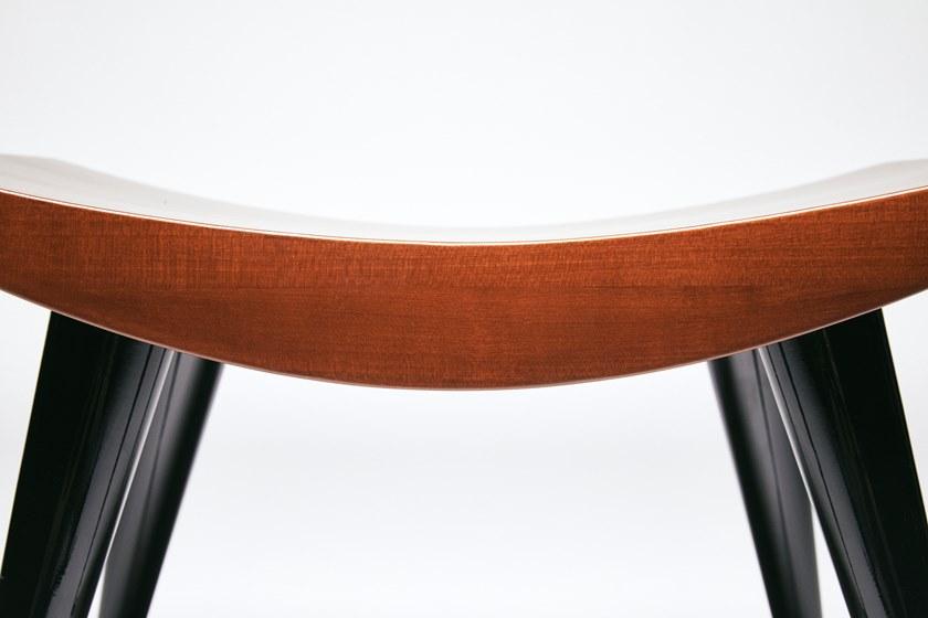 REDA AMALOU DESIGN Низкий табурет из ореха Jah sun-id-1444910 - Вид №6