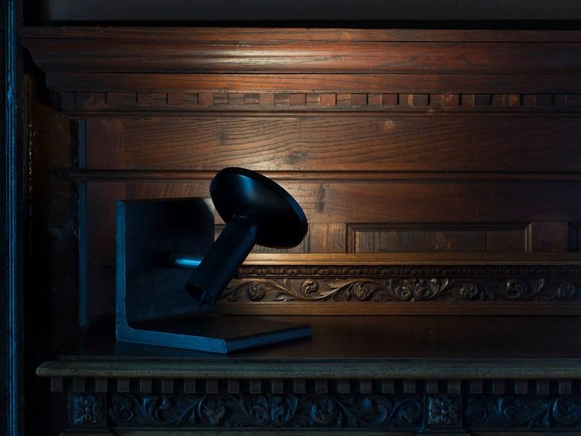 axis71 Настольная лампа из металла  Ax19102000  - Вид №2