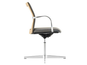 4-спицевое кожаное офисное кресло с подлокотниками