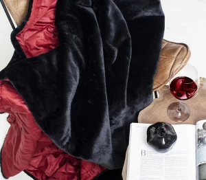 Victoria Stenova 111171 ПЛЕД меховой BLACK RUBY