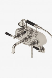 RGXT30 Настенный наполнитель для ванны с регулятором, ручной душ и черные ручки Waterworks