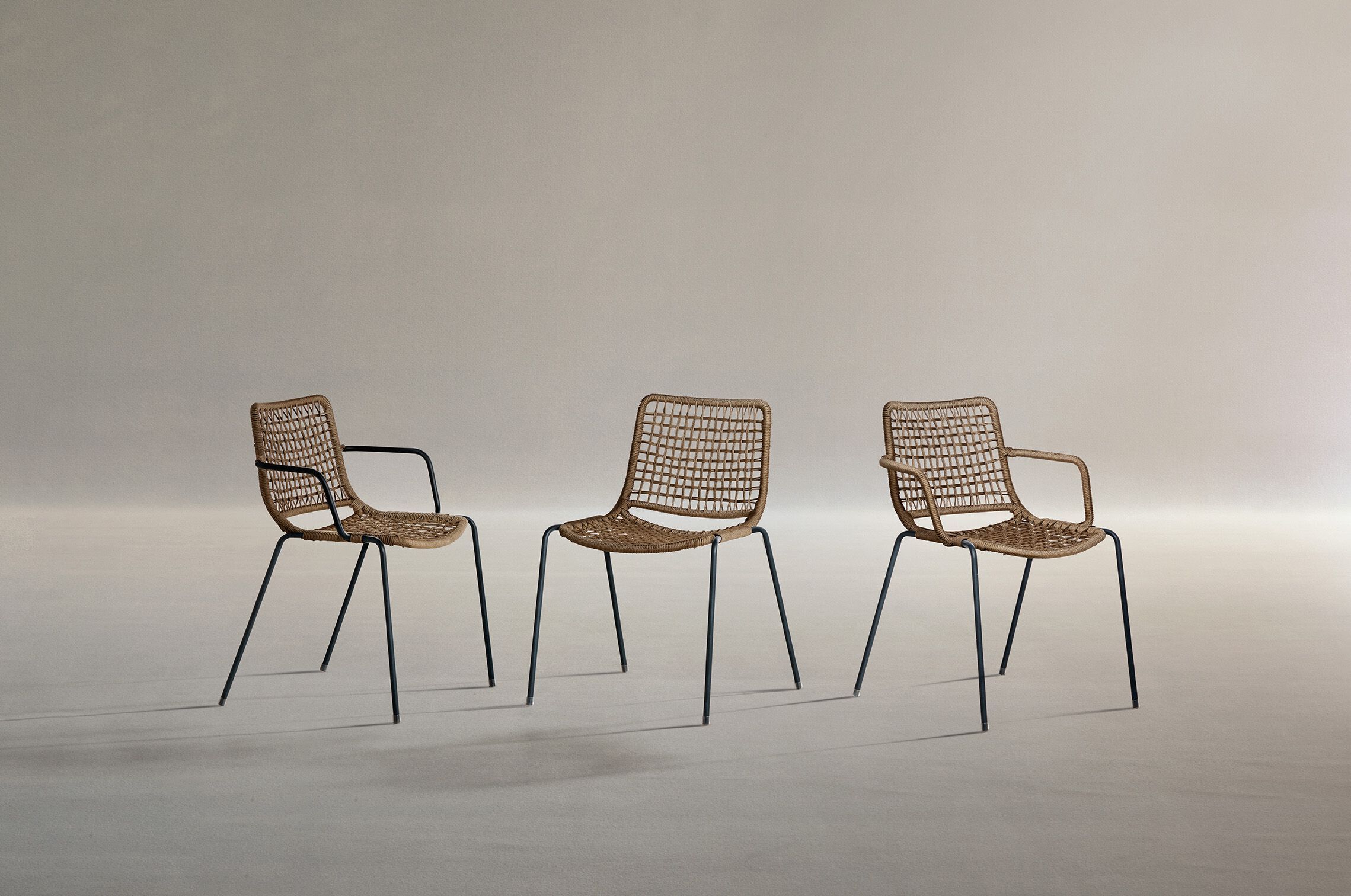 Веревочный садовый стул с подлокотниками Potocco Egao ARCH-00104424 - Вид №1