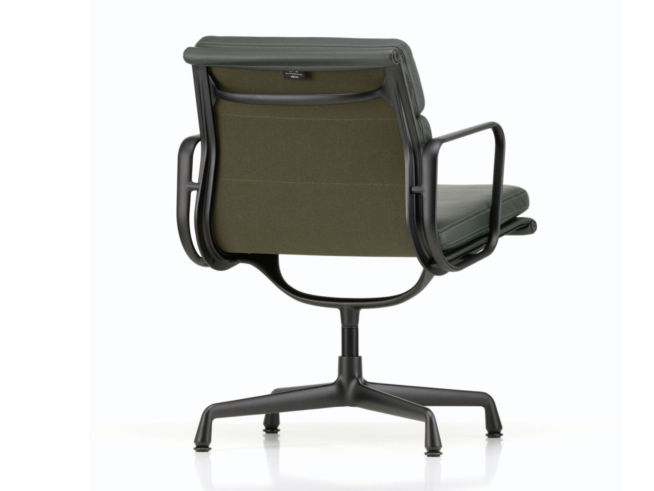 Кожаный спиц поворотный стул с подлокотниками VITRA Eames Soft Pad Group ARCH-00078216 - Вид №3