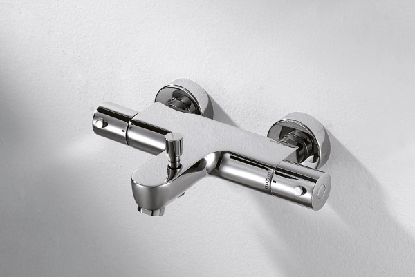 Смеситель для ванной комнаты для ванны и душа короткий нос термостат STREAM F63984C-01B bravat - Вид №1