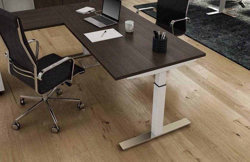 Bralco Угловой письменный стол из меламина с системой управления кабелями Winglet sun-id-1417073 - Вид №1